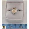 Image 1 : ESTATE PEARL CLUSTER DINNER RING IN BOX-ESTATE
