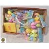 Image 1 : FLAT OF 8 NEW PACKS OF FOAM EGGS AND 6 FELT GIFT