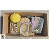 Image 1 : BOX OF 6 NEW EASTER BASKETS AND 2 BASKETS WRAP