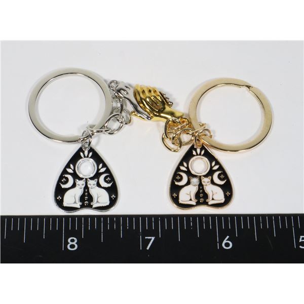 NEW COUPLES KEY CHAIN. CAT AND MOON DESIGN