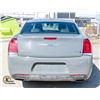 Image 5 : UNRESERVED 2018 CHRYSLER 300S AWD SEDAN