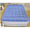 Image 1 : NEW UNPACKED IDOO QUEEN AIR MATTRESS