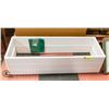 Image 1 : NEWLY ASSEMBLED TERRACE GARDEN BOX 44" X 16" X 1