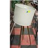 Image 1 : RESTURATION HARDWARE FLOOR TRIPOD LEGGED LAMP