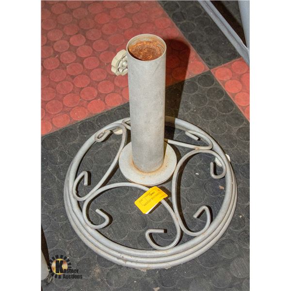 WROUGHT IRON UMBRELLA STAND