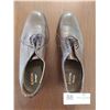 Eatons Men's Leather Dress Shoes Size 8 (Slightly Worn)