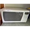 Image 1 : Microwave Oven