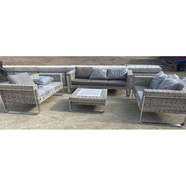 5PC RESIN WICKER PATIO FURNITURE SET NEW Kidd Family Auctions