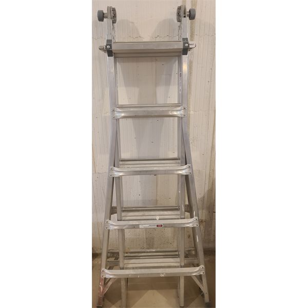 M/C WIDE BASE EXT. LADDER - 300 LB RATING