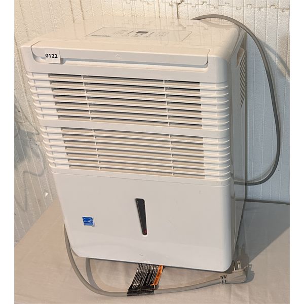 DANBY DEHUMIDIFIER - WORKING