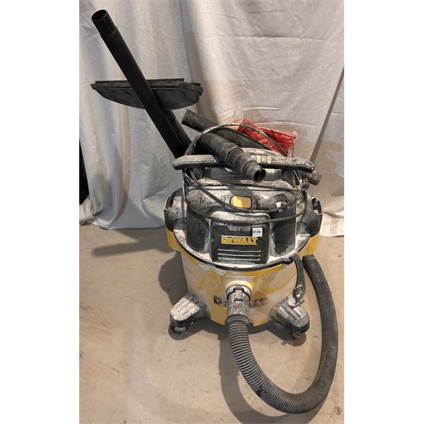 DEWALT SHOP VAC - WORKING