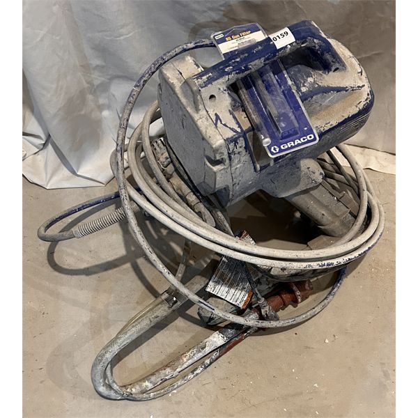 GRACO PAINT SPRAYER - WORKING