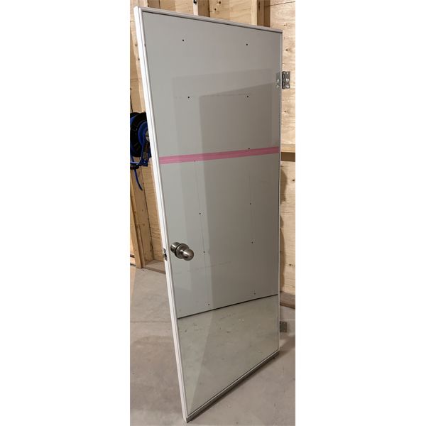 LOT OF 5 - MIRRORED DOORS & PANELS