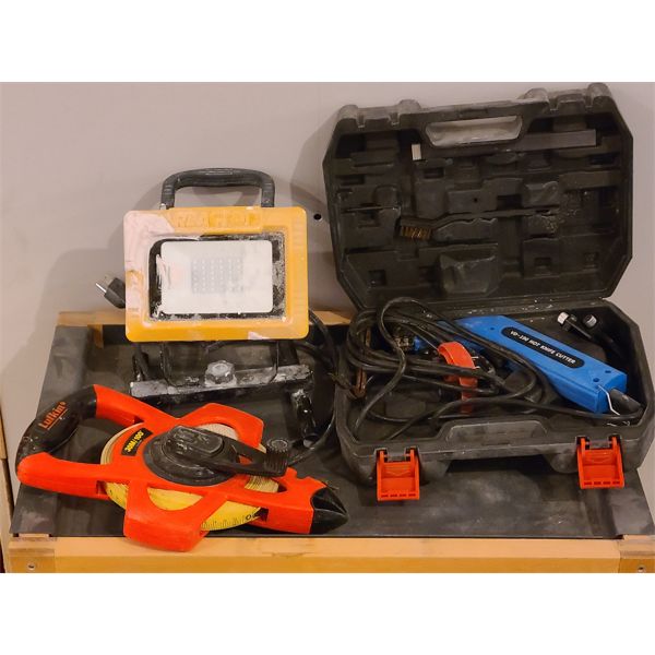 LOT OF 3 - HOT KNIFE, 100 FOOT TAPE, SHOP LIGHT - WORKING 