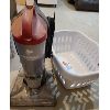 Image 2 : LOT OF 4 - DIRT DEVIL VACUUM & LAUNDRY HAMPERS