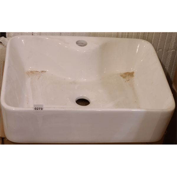 PORCELAIN SINK