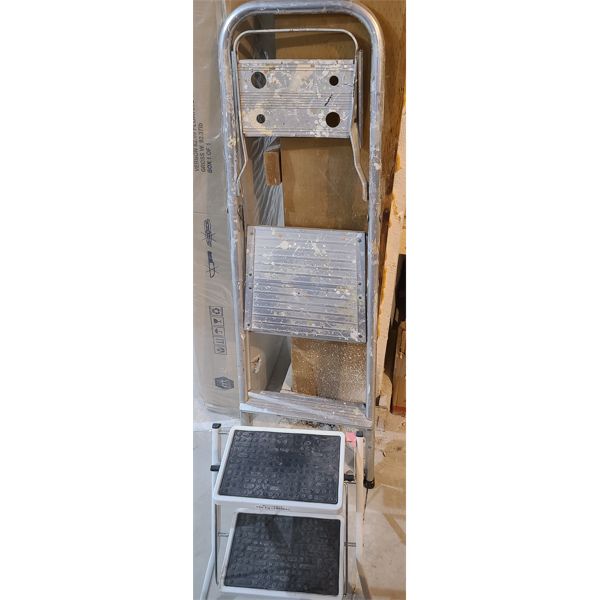 LOT OF 2 - STEP LADDERS