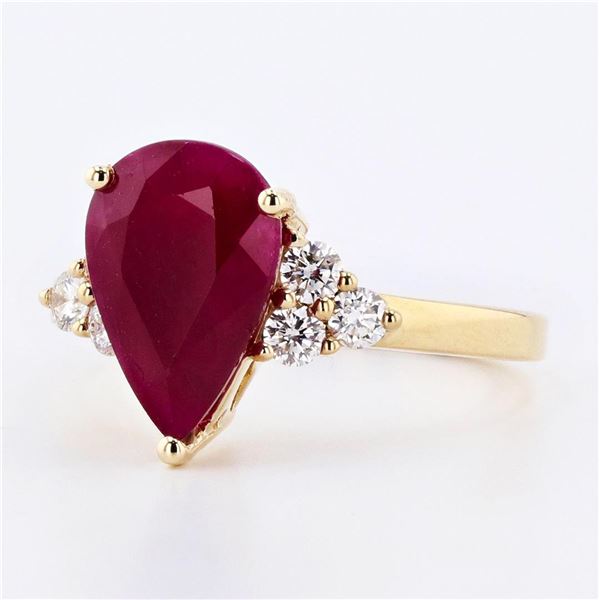 4.82 ctw Ruby and 0.41 ctw Diamond 14K Yellow Gold Ring