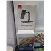 Image 2 : Multiple Art Supplies, Canvas Panels, Phone Holder, NeoLucida XL Camera, Reading Glasses, etc