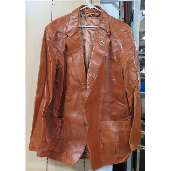 Cassidy Leather Fashions Jacket Size XL 50 w/ Targeteer Pin