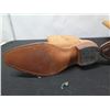 Image 11 : Pair Justin #9127 Leather Size 11 Cowboy Boots (Leather needs treatment)