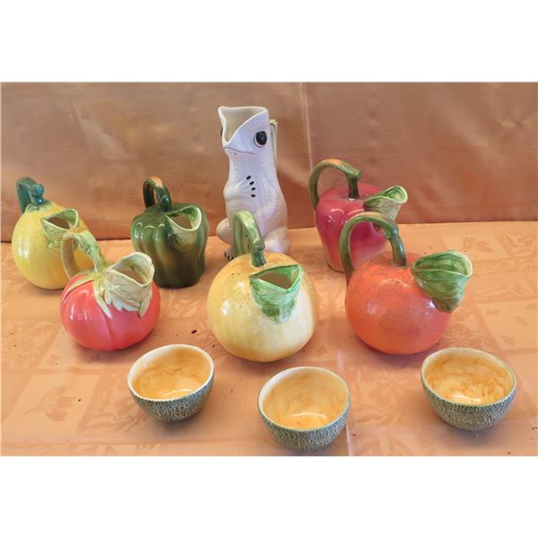 Multiple Ceramic Kitchen Décor: Fruit Tea Pots, Frog Pitcher, 3 Bowls