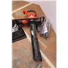 Image 5 : *Black and Decker Leaf Hog Blower Vac with Attachments