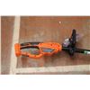 Image 2 : *Black and Decker Weed Wacker (Untested with Battery)