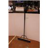 Image 3 : *Mastercraft 24" Shop Broom