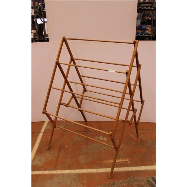 *Wood Clothing Dryer