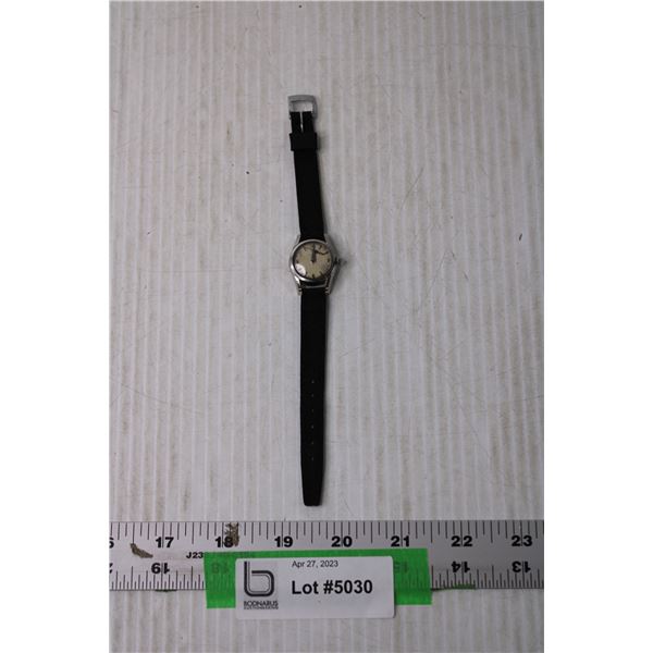 Vintage Ladies Omega Watch - Manual Wind (Missing Mark No 4, Running)