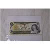 Image 3 : (2) Vintage One Dollar Bills