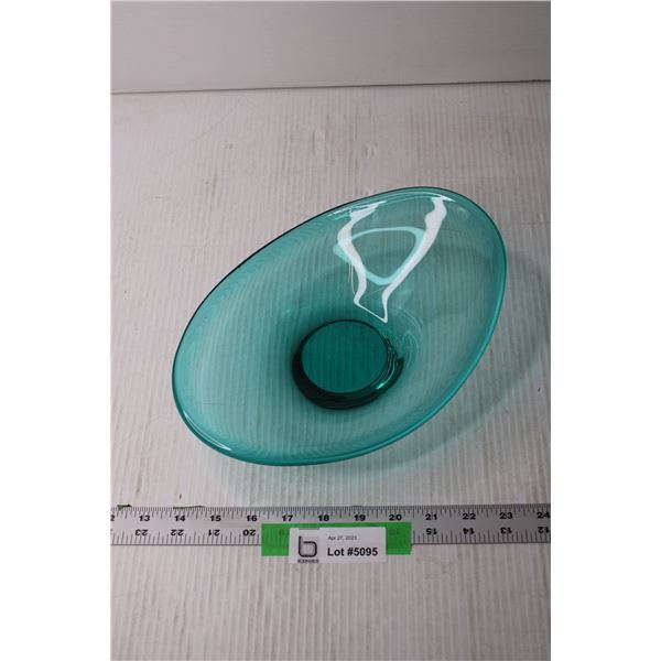 Art Glass Oval Glass Dish