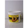 Image 2 : The Bee Movie Popcorn Container - 2007