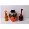 Image 3 : (3) Vintage Vases