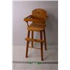 Image 1 : Vintage Wood High Chair