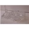 Image 4 : Crystal Candy dish and small oil lamp