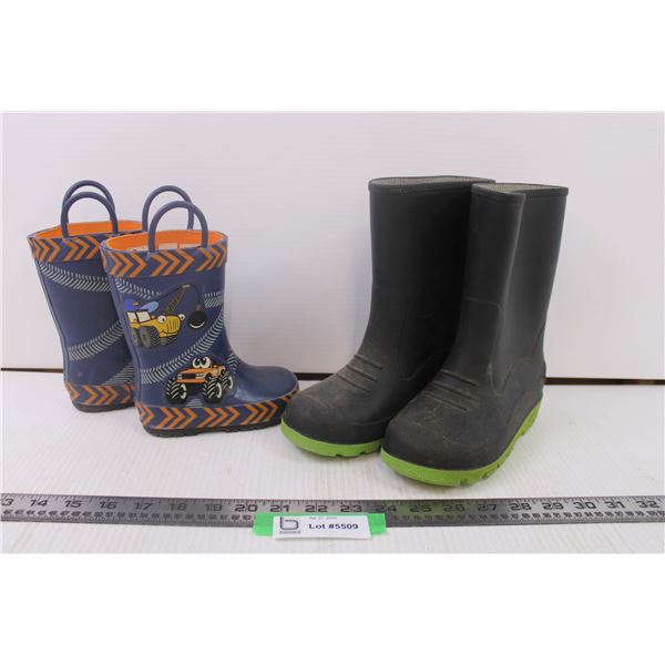 2 pairs of kids rubber boots