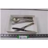 Image 1 : (3)Knives with Silver Plated Handles + (1) Sterling Serving Spoon