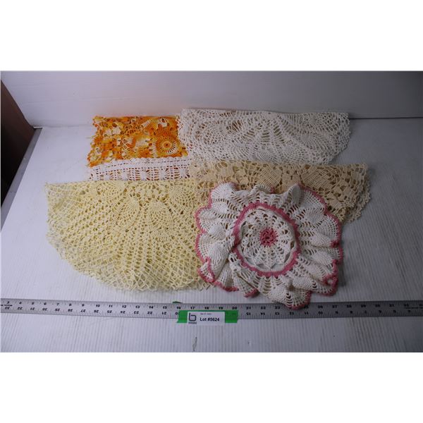 Lot of Assorted Doilies