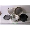 Image 1 : Lot of Assorted Cooking Tins and Pans