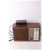 Image 2 : Vintage Radio and Clock Radio