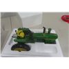 Image 5 : ERTL Precision Classics John Deere Model 4020 Diesel Tractor Die Cast in Box Scale 1:16