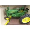 Image 2 : ERTL 1937 John Deere Model G Tractor Die Cast in Box Scale 1:16