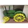 Image 2 : ERTL 1963 John Deere Model D Tractor Die Cast in Box Scale 1:16 