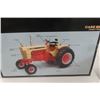 Image 6 : ERTL Precision Series Case Model 930 Comfort King Tractor Die Cast in Box Scale 1:16 
