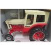 Image 2 : ERTL International Harvester Model 1066 Tractor '5 Millionth Tractor Special Edition' Die Cast in Bo