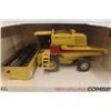 Image 2 : ERTL New Holland Combine Die Cast in Box Scale 1:32 