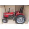 Image 2 : ERTL Massey Fergusson Model 398 Tractor Die Cast in Box Scale 1:16