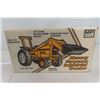 Image 5 : ERTL Massey Fergusson Model 50E Industrial Tractor with Front Loader Die Cast in Box Scale 1:16